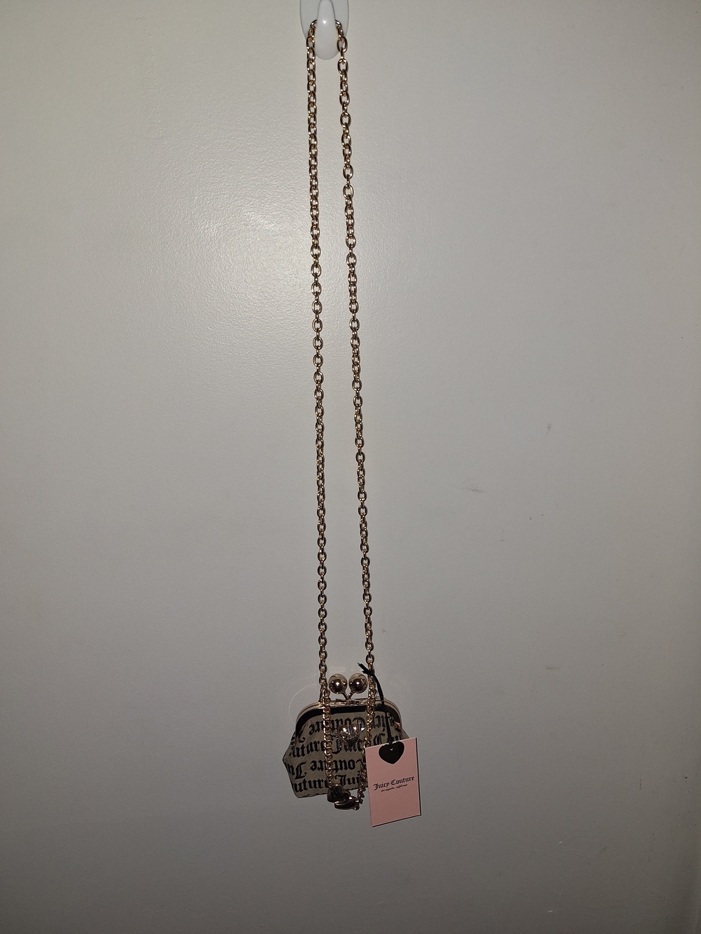 EXLUSIVE Juicy Couture Cream and Black Script Crossbody with Gold Chain